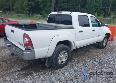 2011 Toyota Tacoma Prerunner V6 z USA, uszkodzony, nr VIN 5TFJU4GN0BX010054